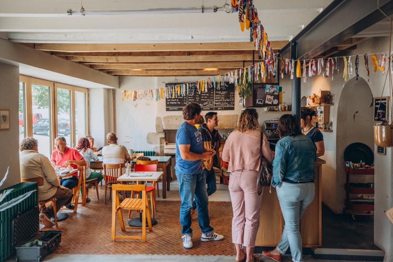 Bigouden Makers Hotel Pont-lʼAbbé Екстериор снимка