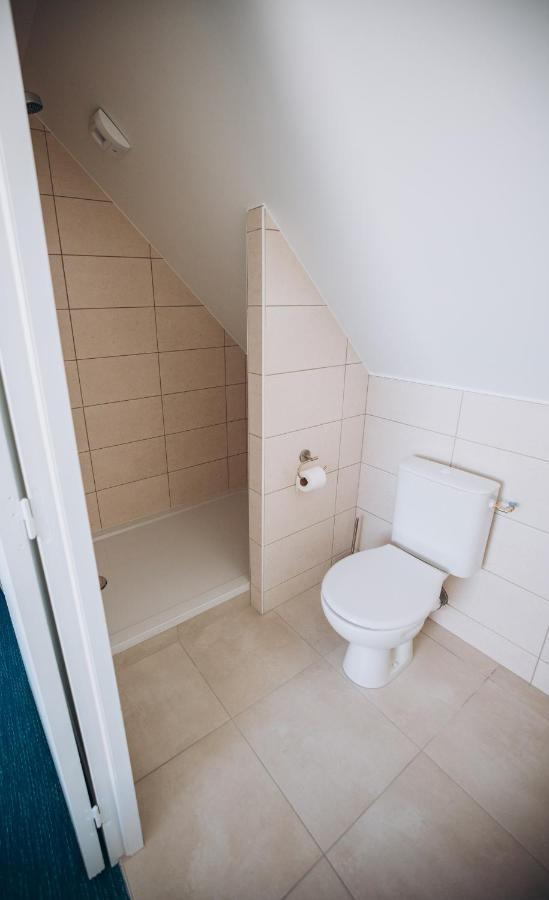Bigouden Makers Hotel Pont-lʼAbbé Екстериор снимка